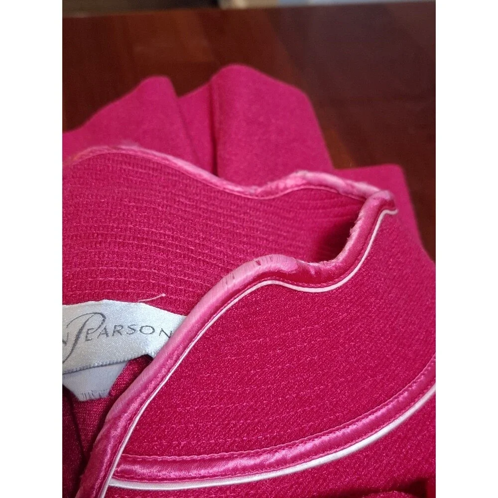 Evelyn Pearson wrap yourself